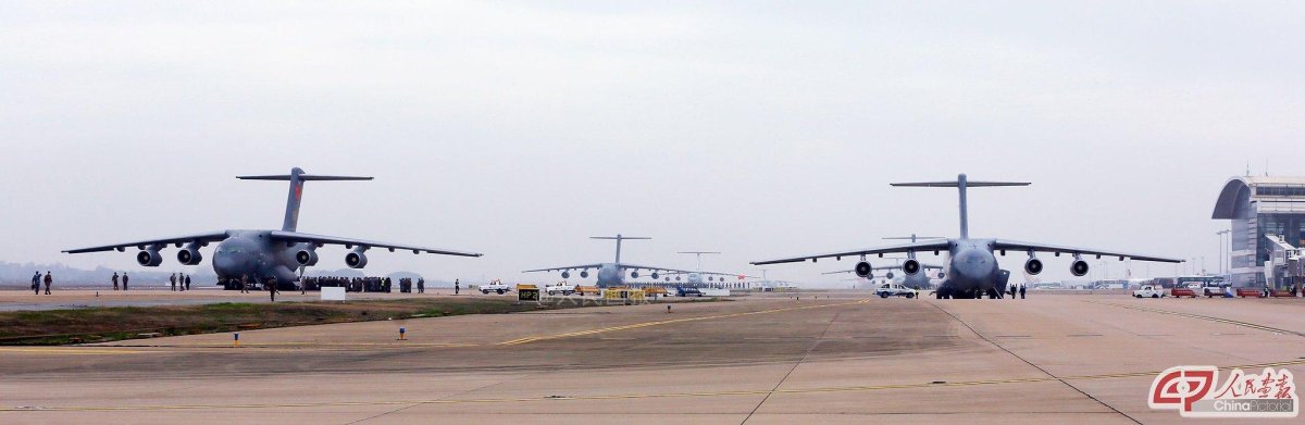 Y-20 военно-транспортный самолёт