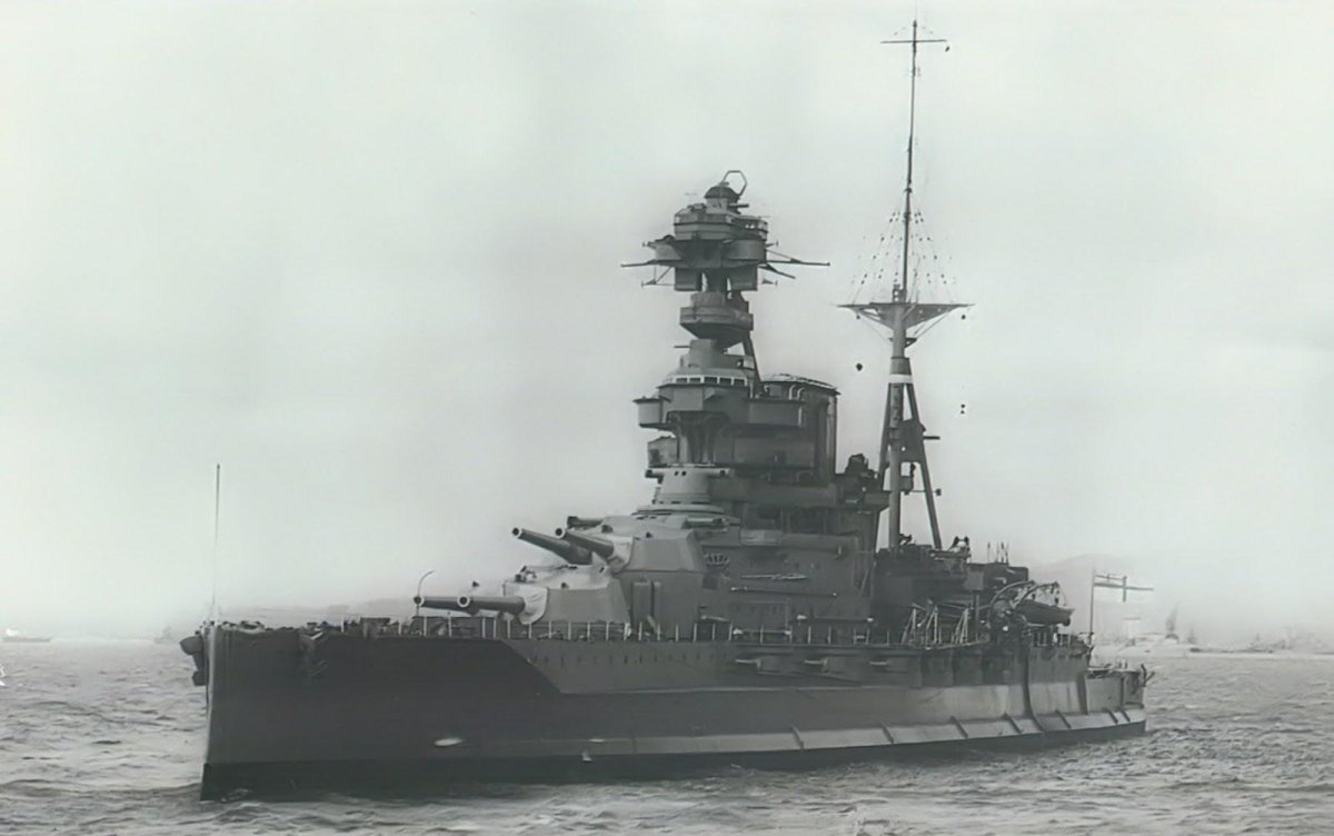 HMS Queen Elizabeth линкор