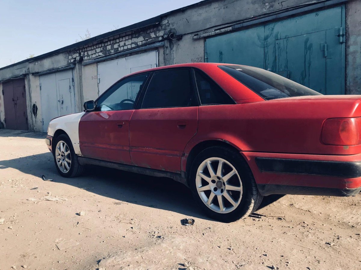 Ауди 100 r18