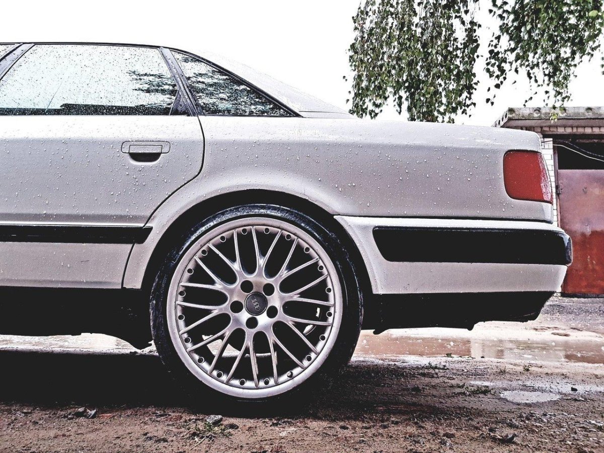 Ауди 100 на 17 дисках