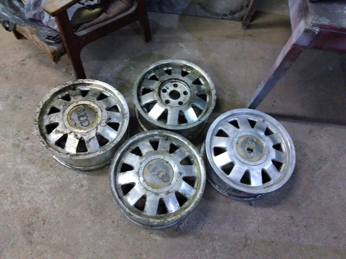 Литые диски оригинал Ауди 100