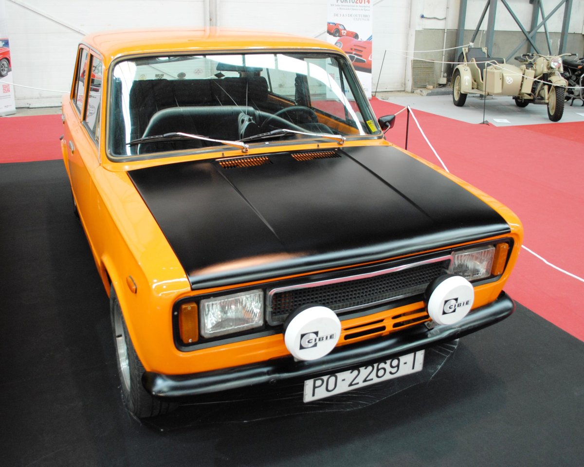 Seat 124 с багажником