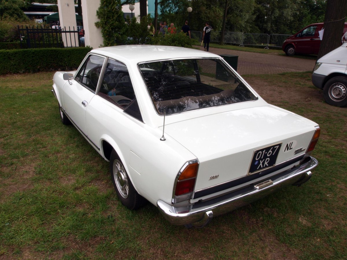 Fiat 124 Coupe