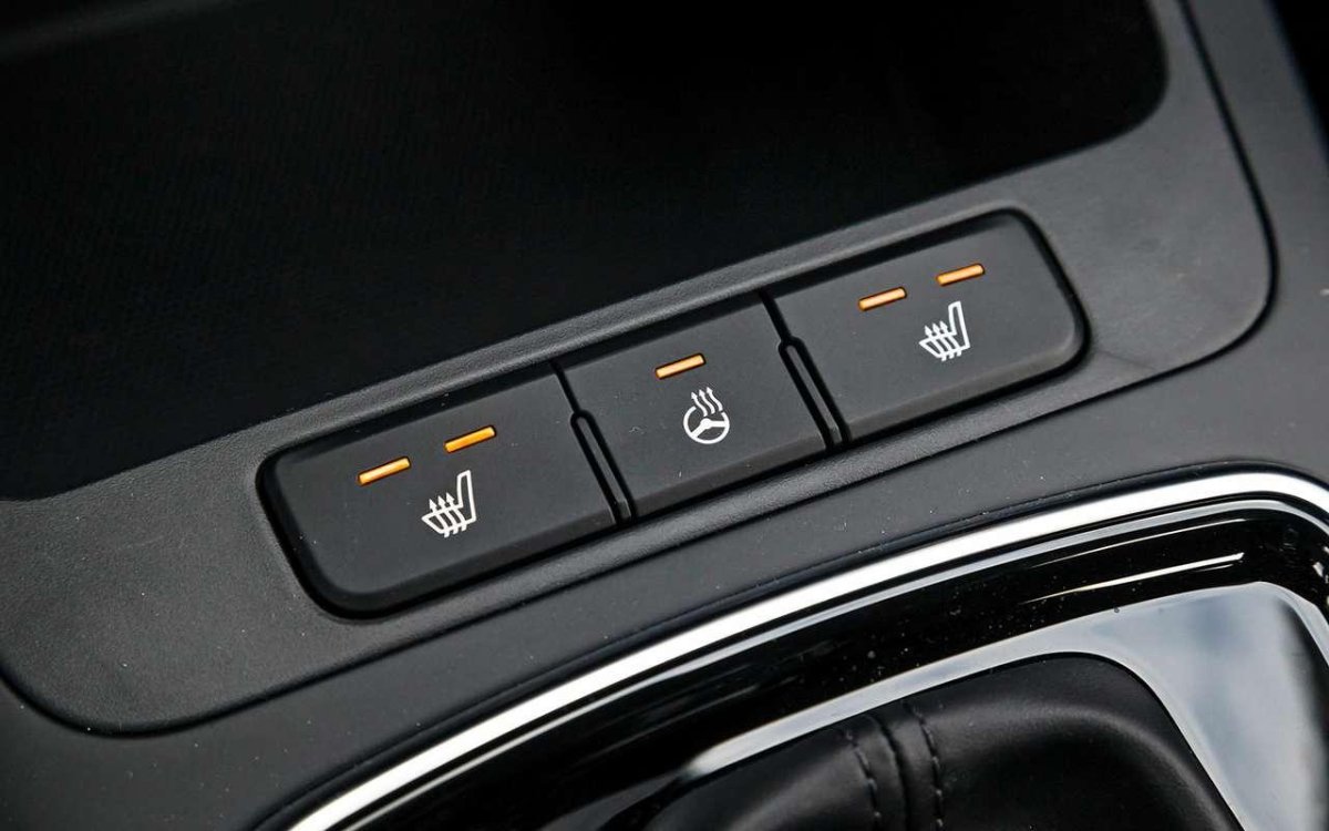 Подогрев сидений Киа Рио 4