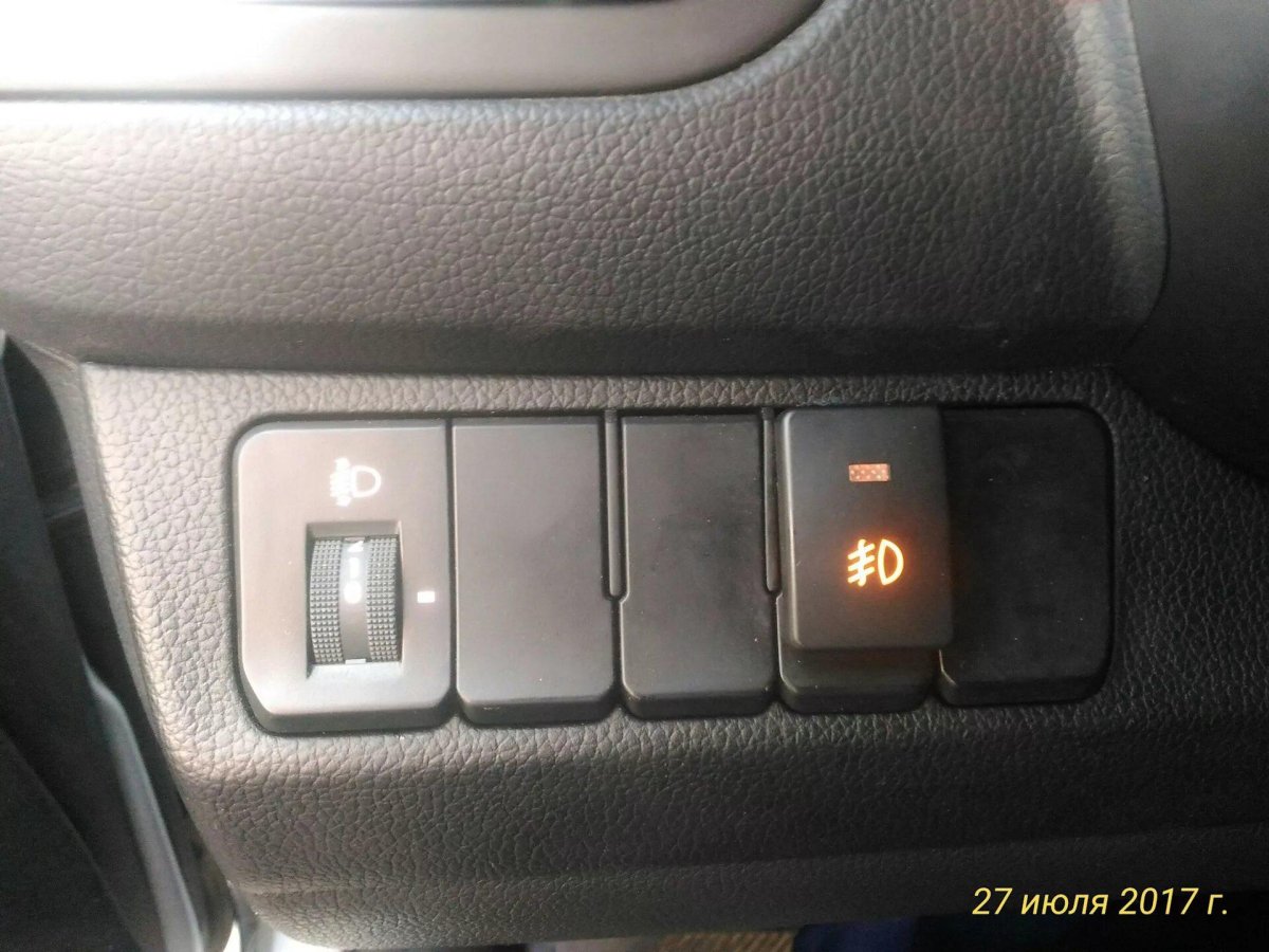 Кнопка ПТФ Kia Rio 3
