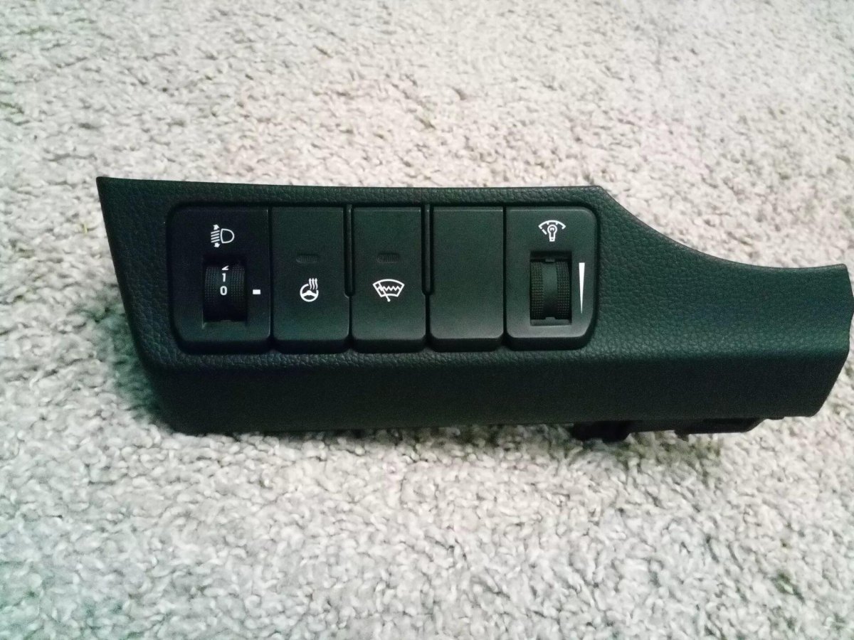 Киа Рио 2014 кнопки на торпеде