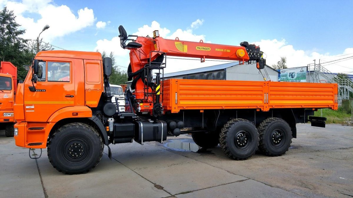 КАМАЗ 43118 бортовой с манипулятором ИТ 150