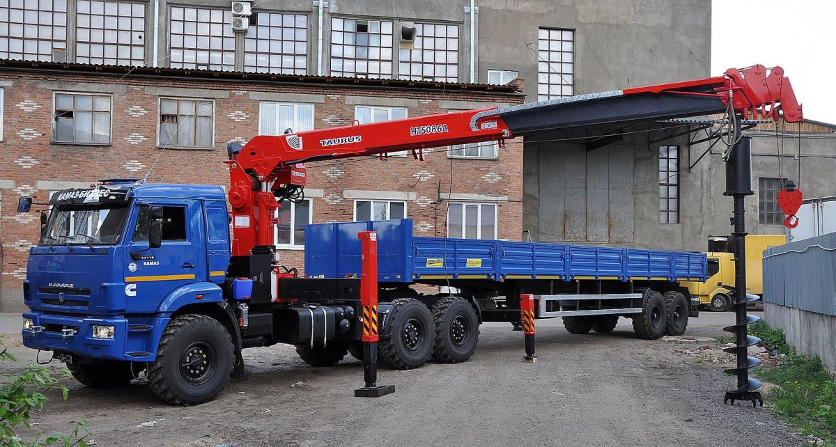 КАМАЗ 4318 С КМУ