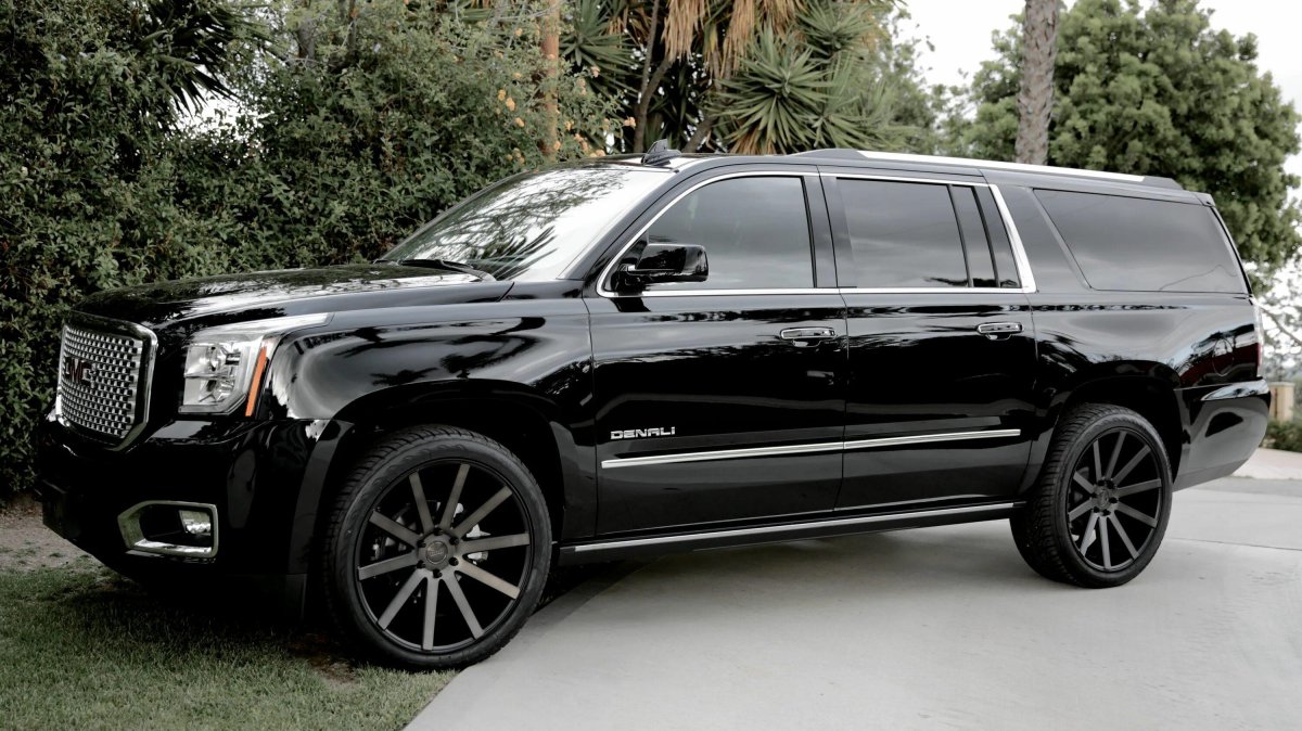 GMC Yukon Cadillac Escalade Chevrolet Tahoe