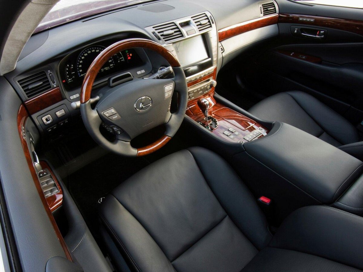 Лексус лс 600