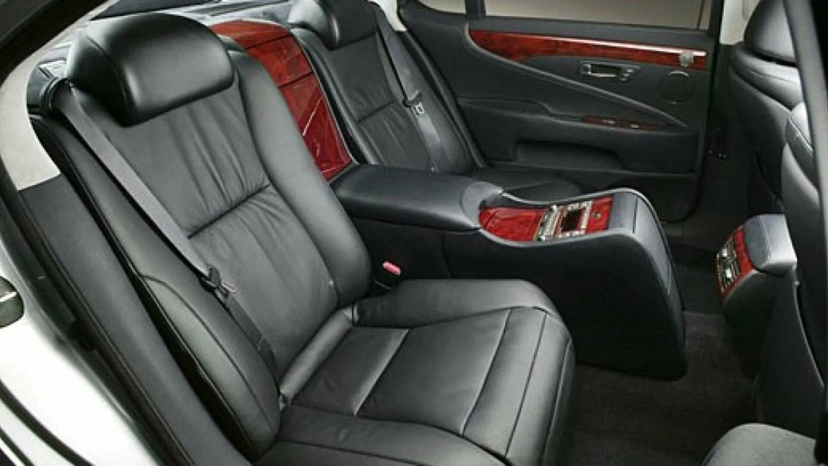 Лексус лс 600 2007