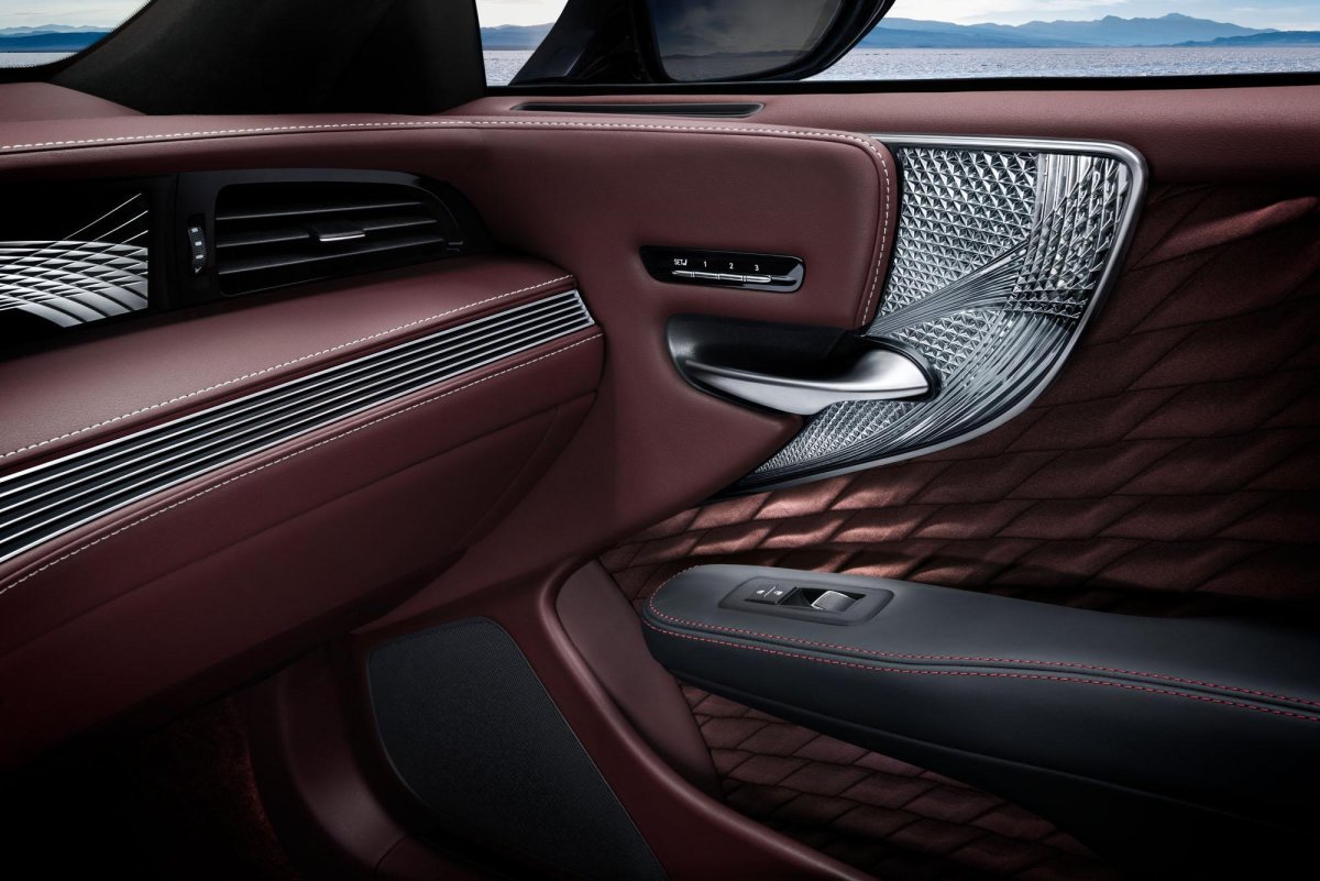 Lexus LS 500 Interior