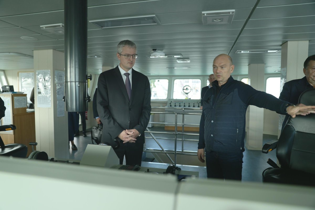 Владимир Никора судно