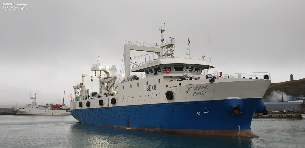 Владимир Никора судно
