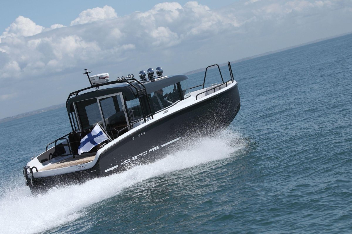 Катер XO 270 RS Cabin