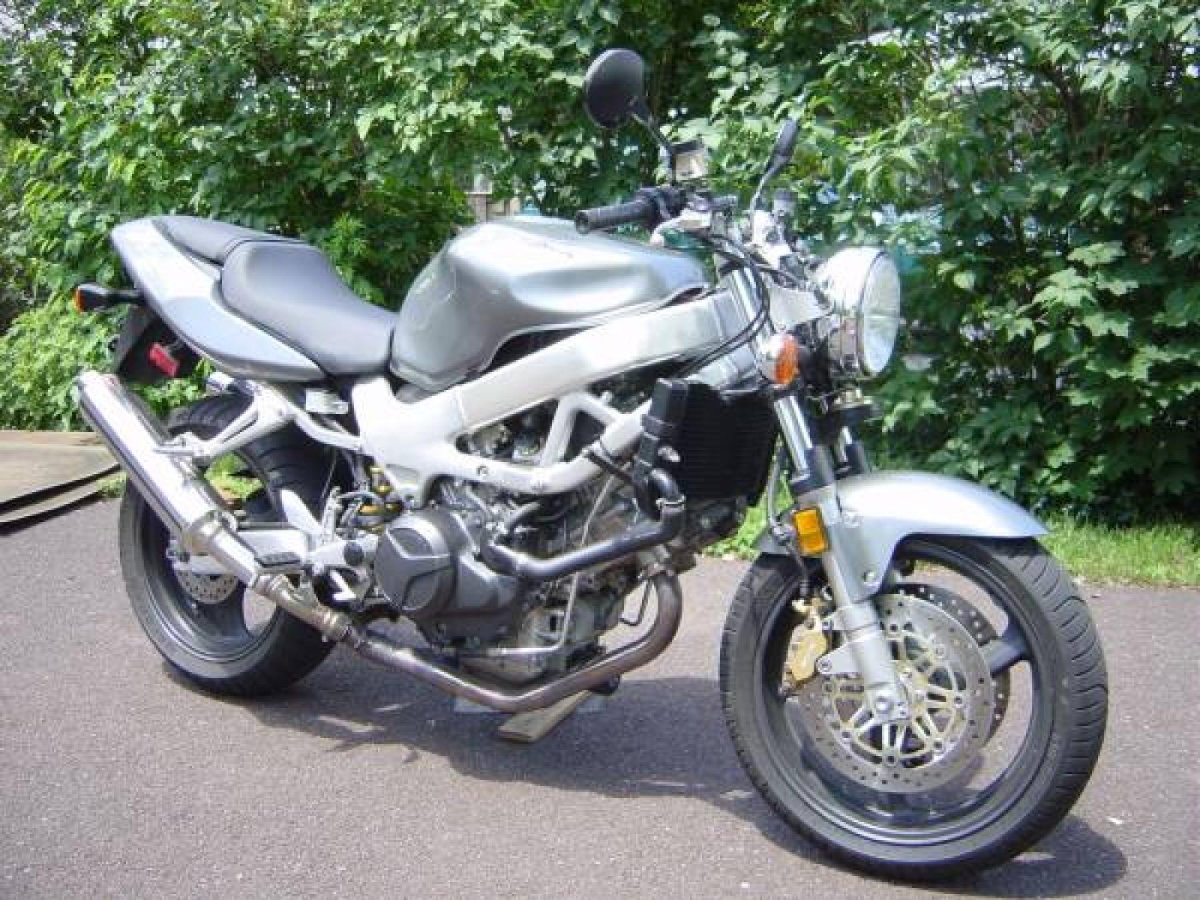 Honda vtr1000 super Hawk