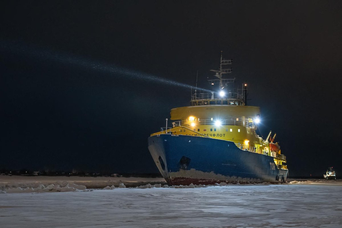 Ледокол тор Архангельск