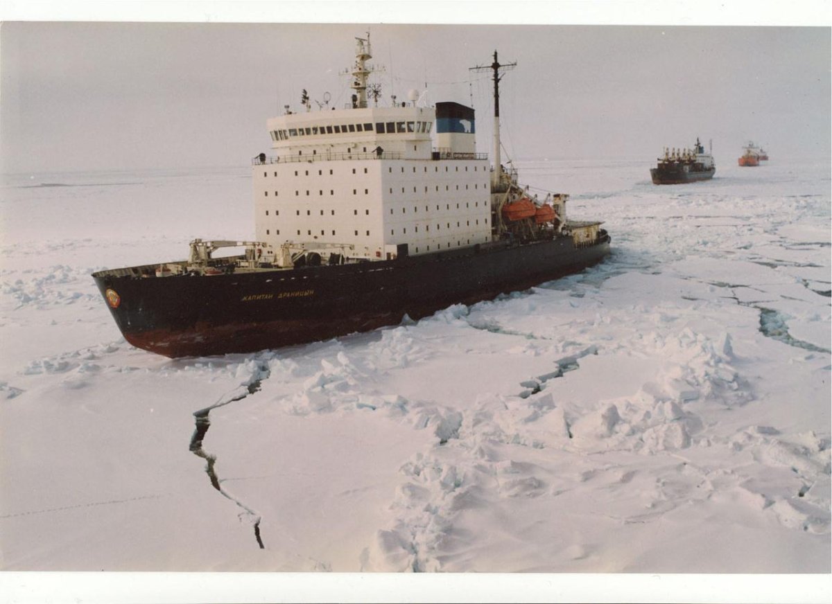Капитан Драницын ледокол