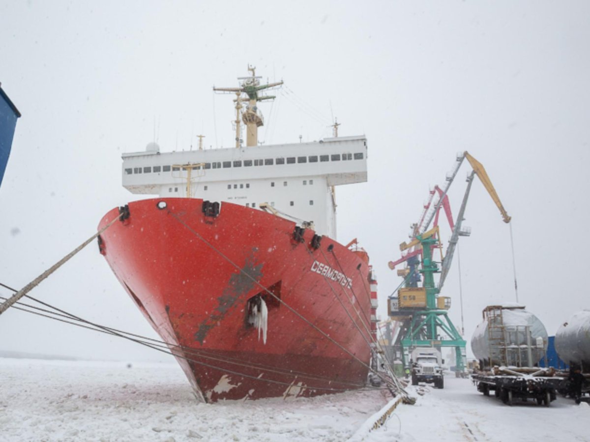 Ледокол Севморпуть