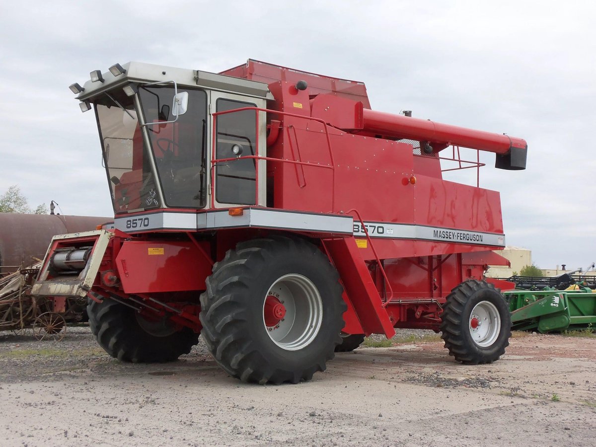 Комбайн вестерн 8570