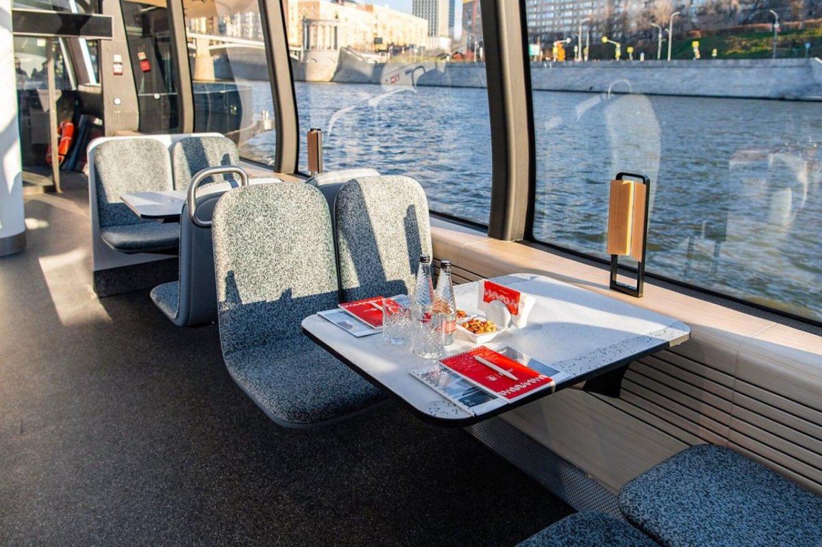 Электрический Речной трамвайчик Москва