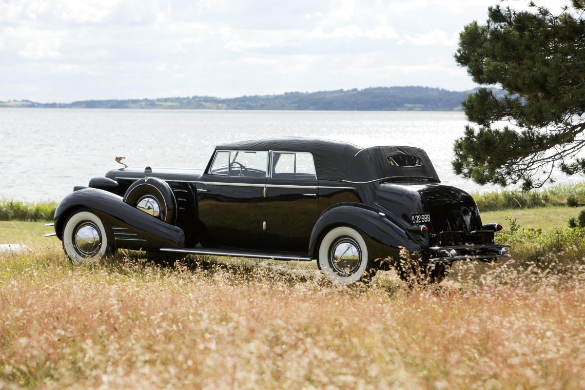 Cadillac 1934