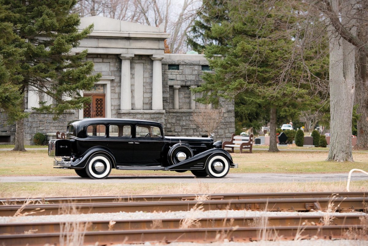 Cadillac Series 452-c