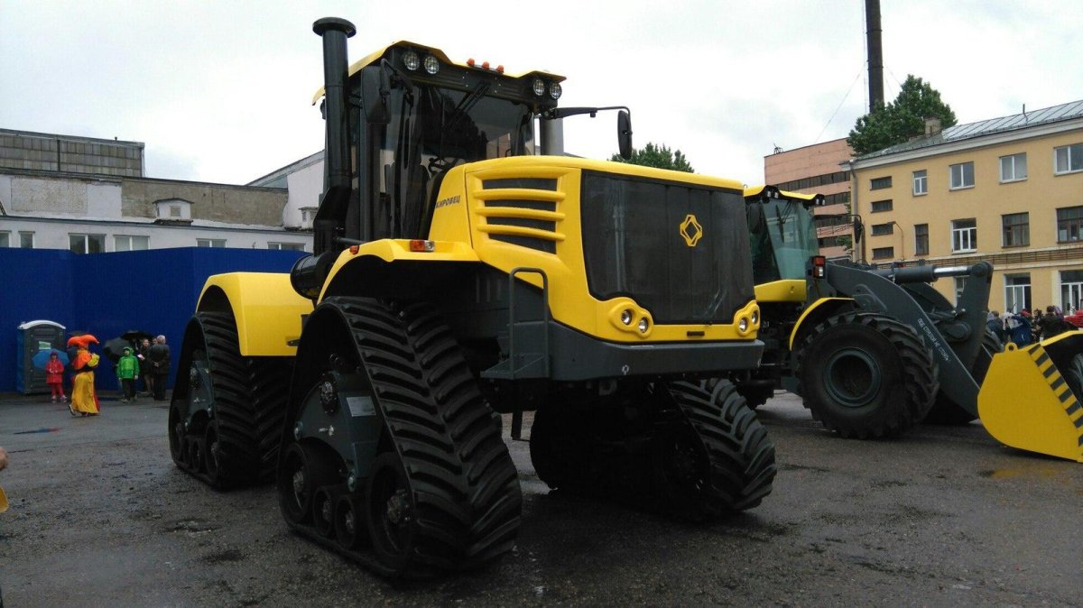 Кировский завод тракторы Кировец