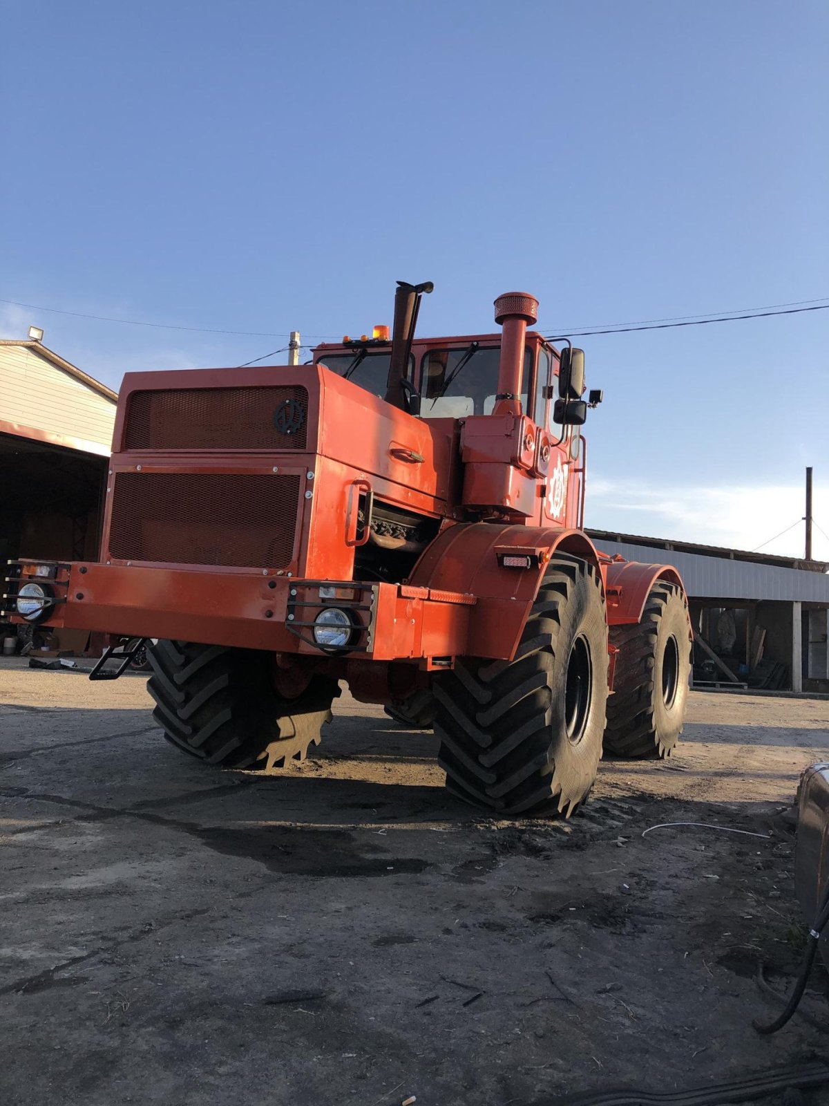 Кировец к 700