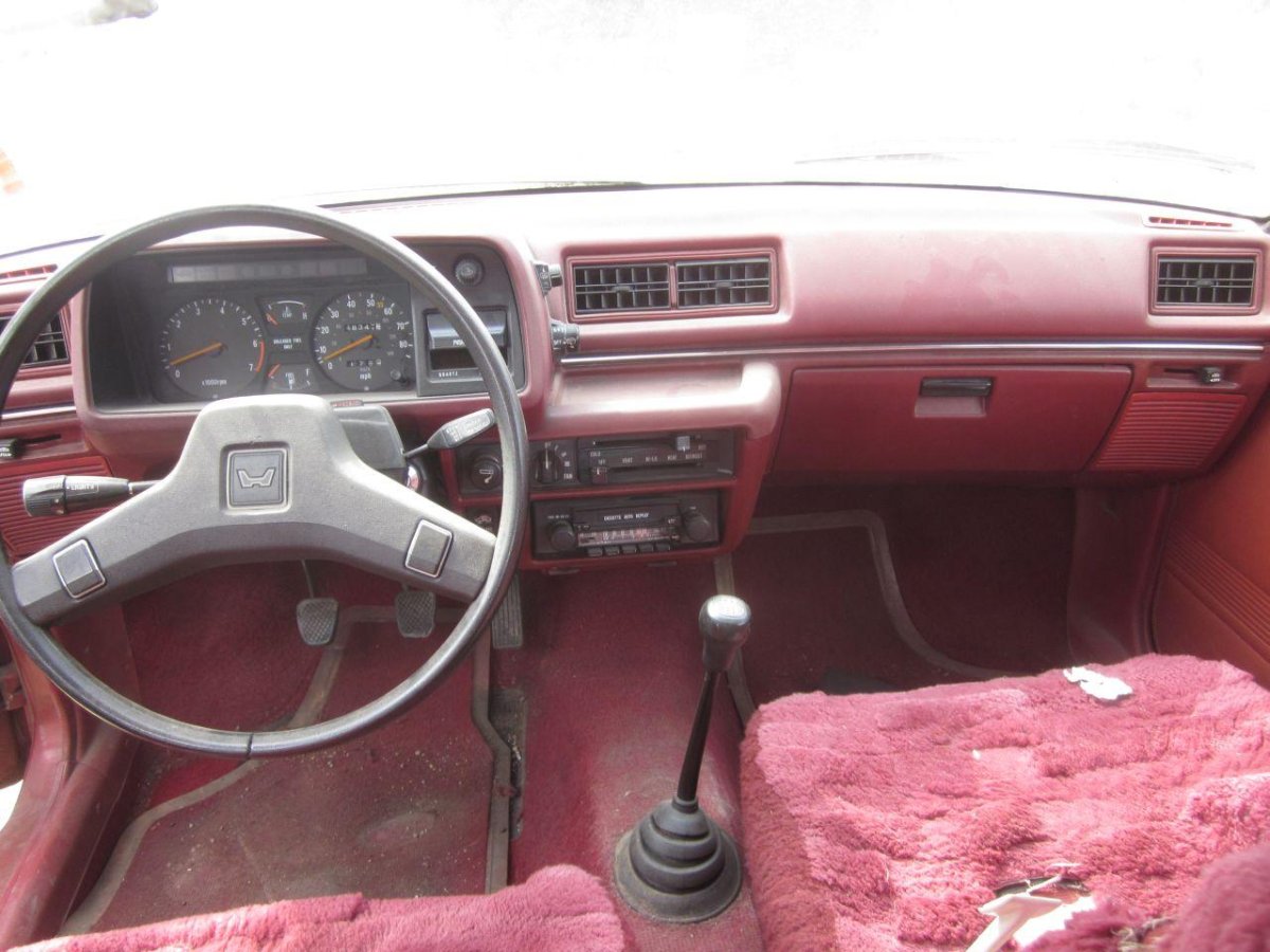 Honda Civic 1985 Interior