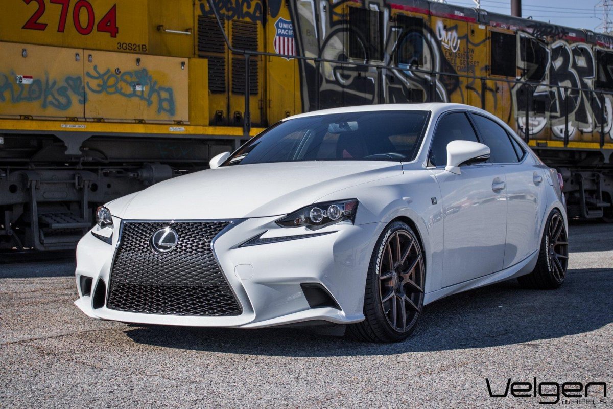 Лексус is 250 f