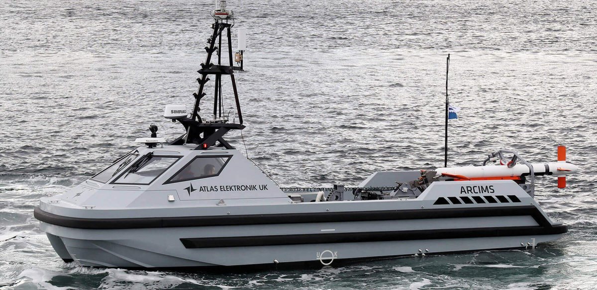 Безэкипажный катер бэк