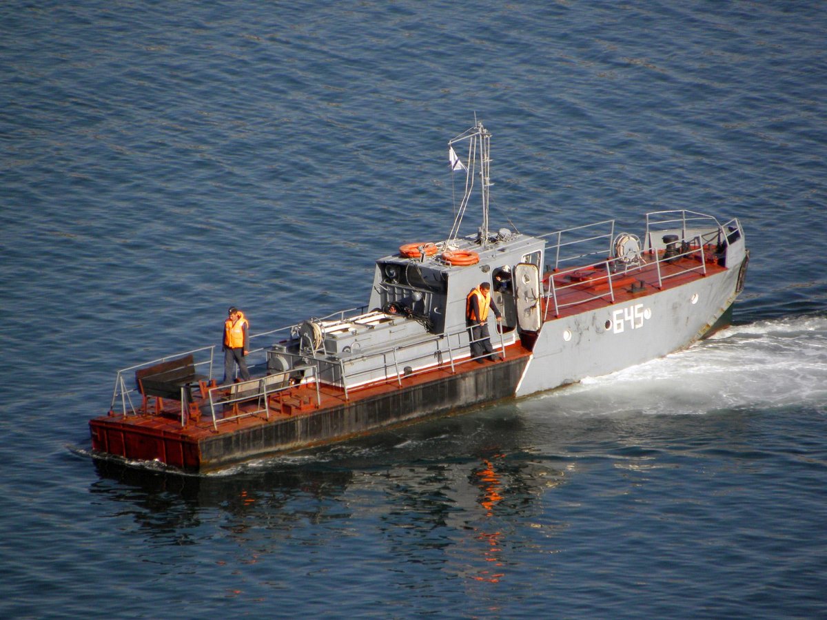 Катер буксир 1439