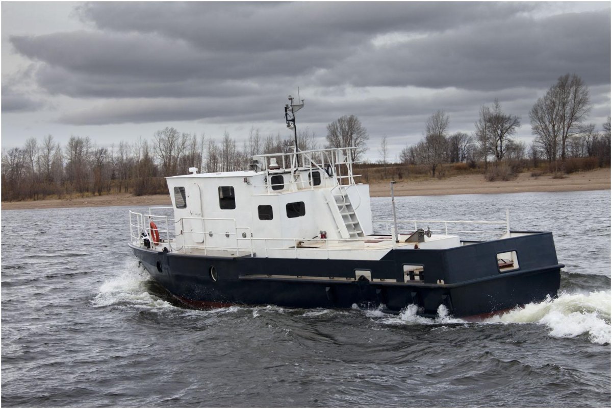 Катер буксир 1439