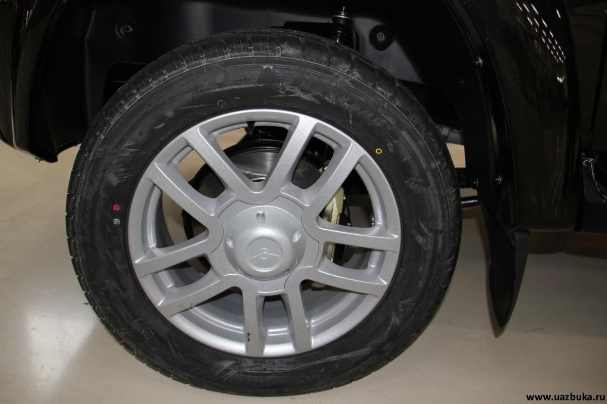Диски колеса УАЗ Патриот r18