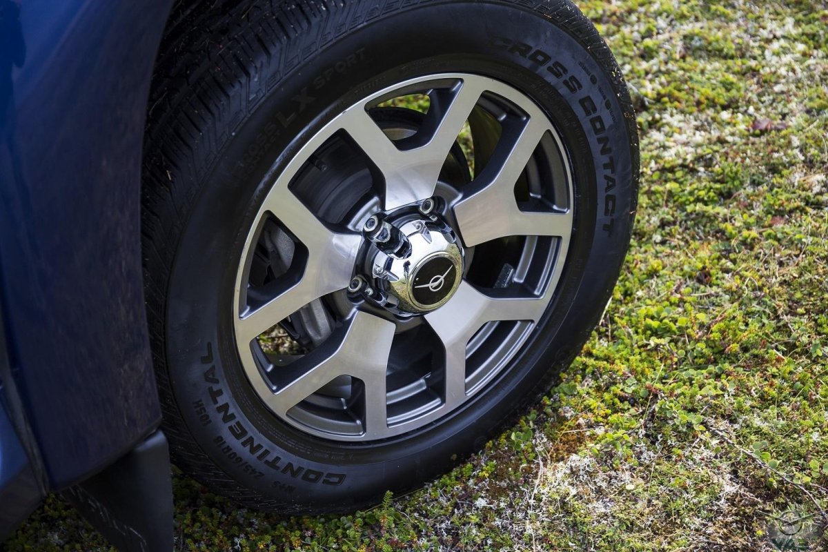 УАЗ Патриот на 18 дисках