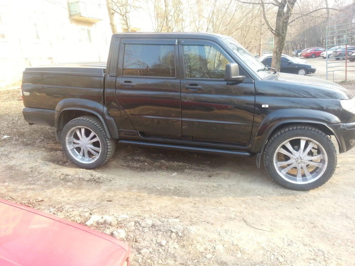 УАЗ Патриот на дисках r20