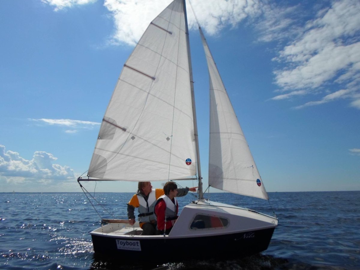 Швертбот Тойбот