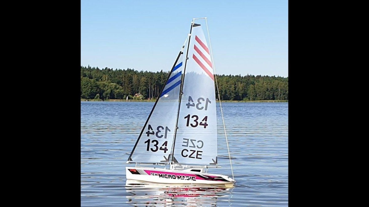 Яхта микро Мэджик