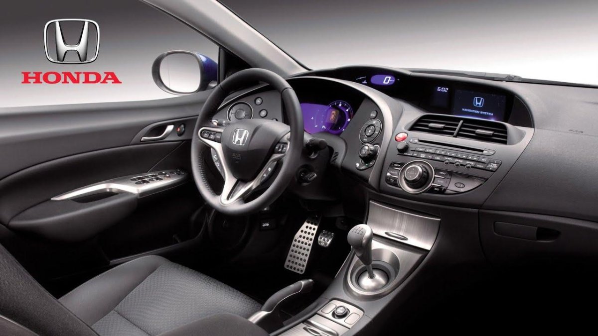 Honda Civic 8 поколение хэтчбек