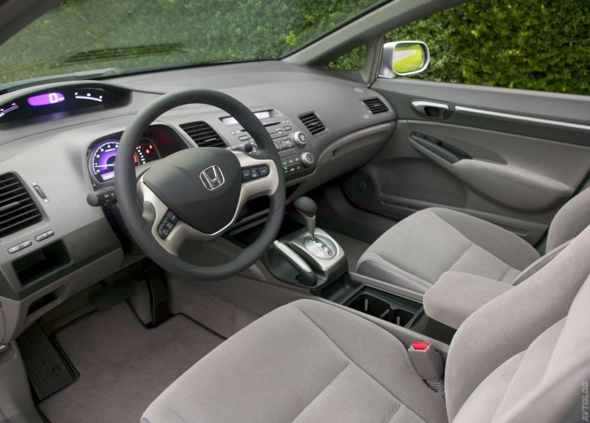 Honda Civic 2008 седан салон