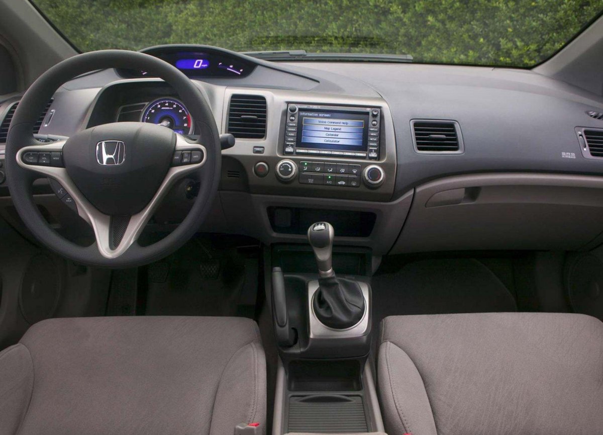 Honda Civic 2008 седан салон