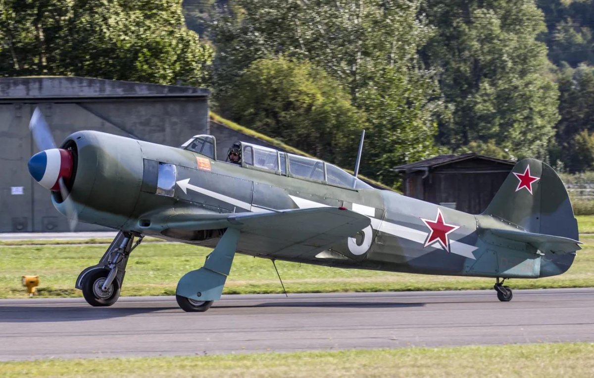 Як-11 учебный летательный аппарат