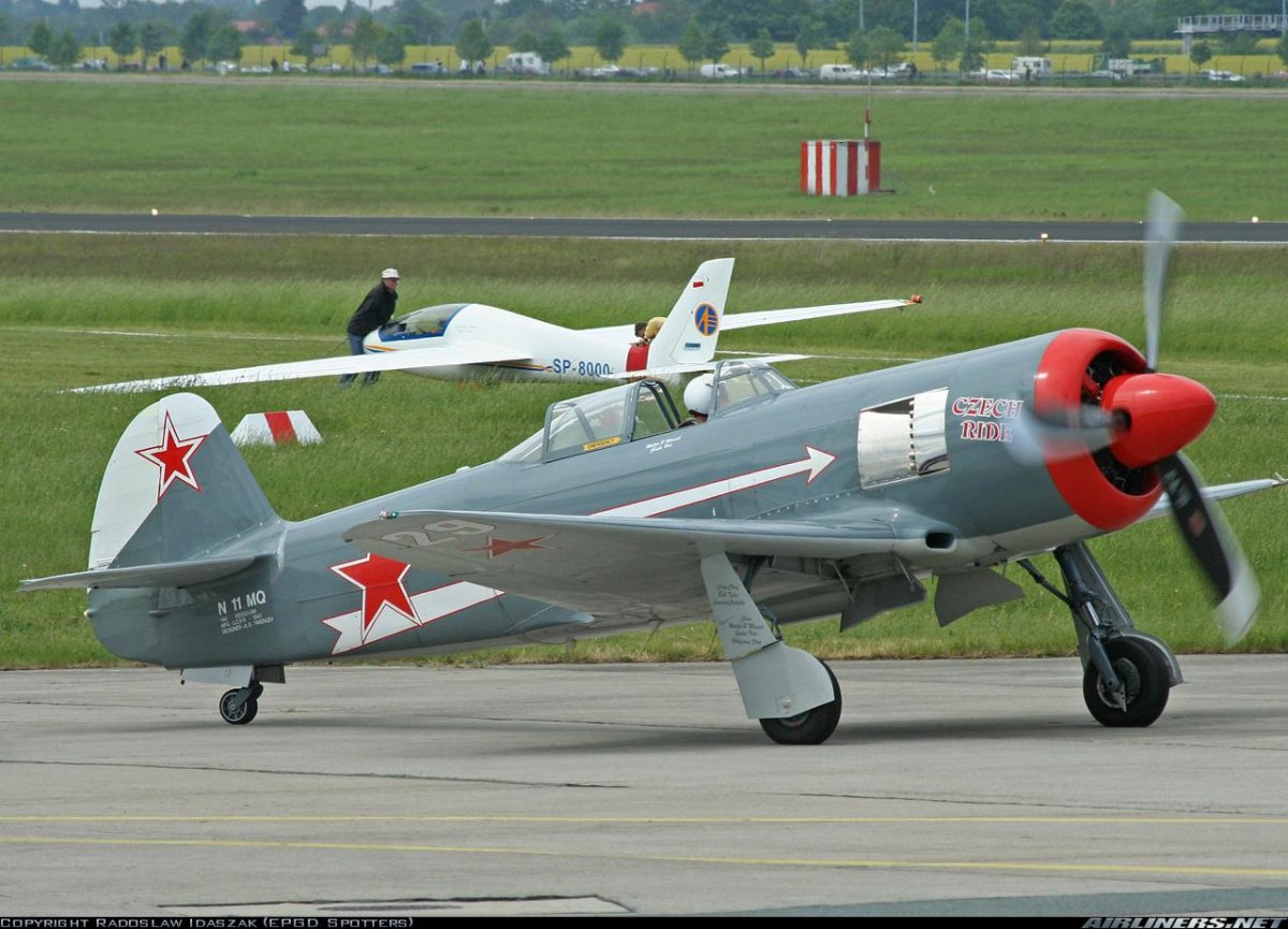 Як-11 учебный летательный аппарат