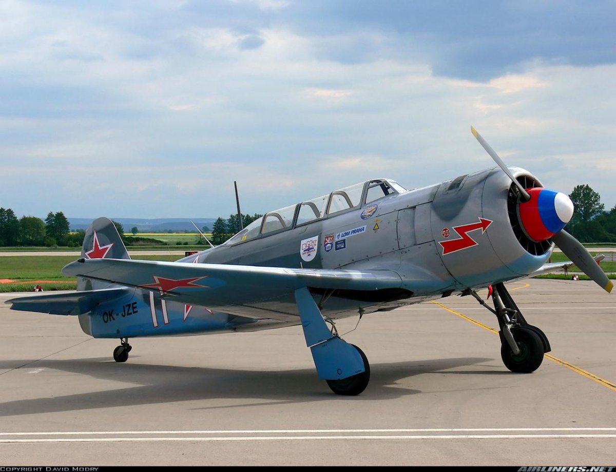 Самолёт як-11 фото