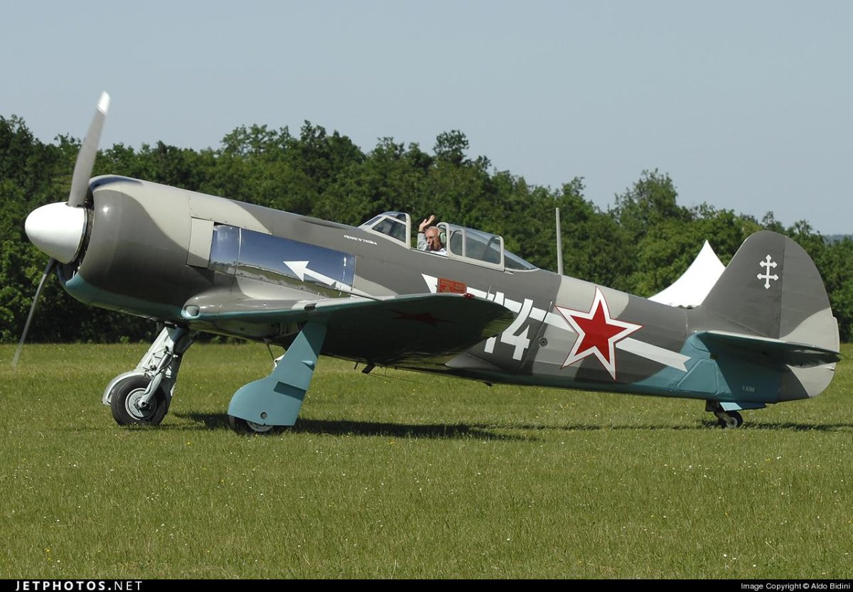 Як-11 фотошоп