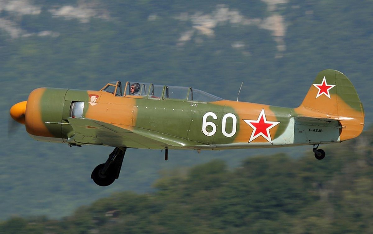 Самолёт як-11 фото