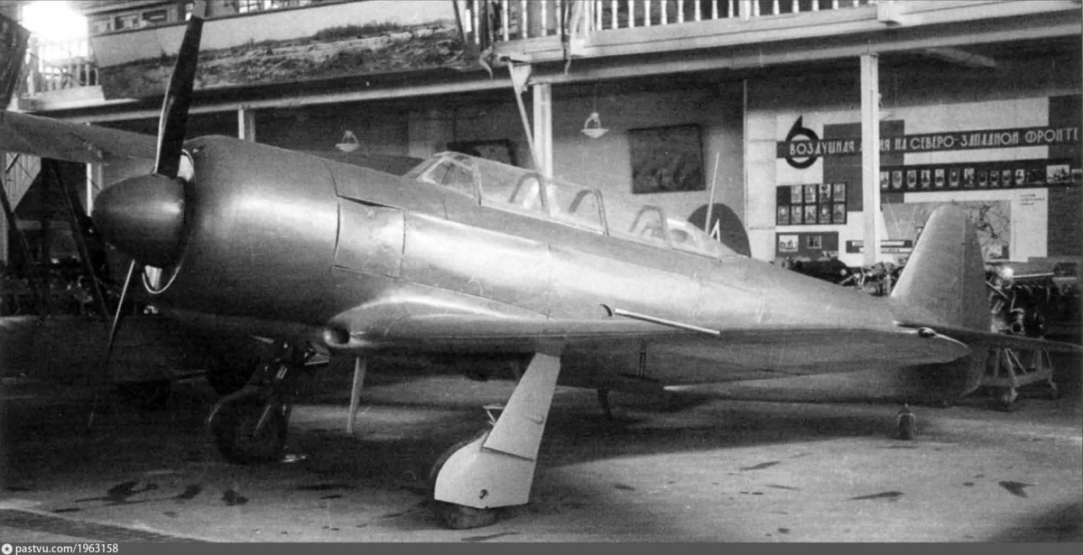 Неизвестные самолеты