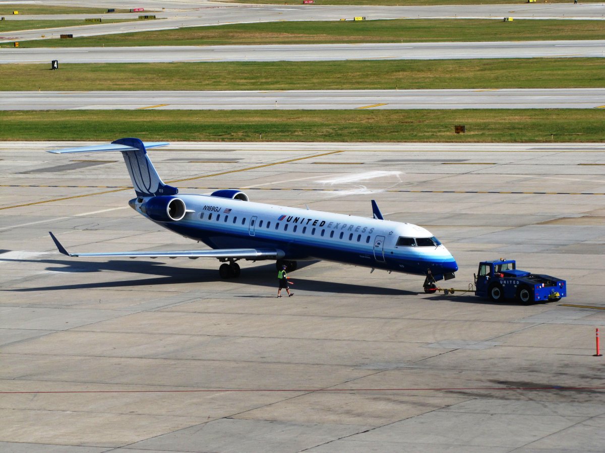 Bombardier crj700
