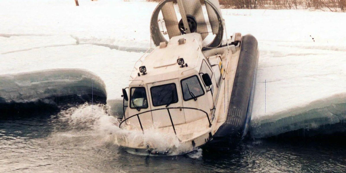 Хивус-10 (катер на воздушной подушке)